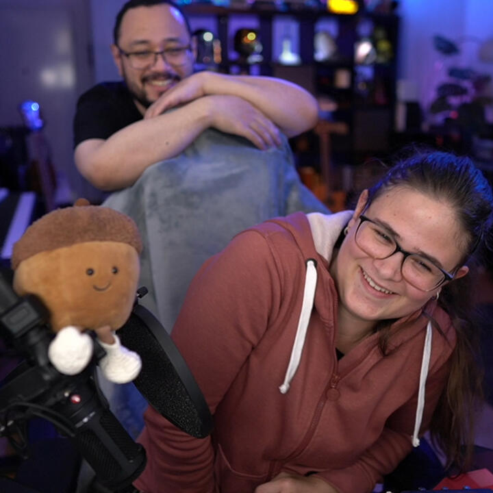 T&T - (Tami und Troy) JustTamiCH und Troyhammaren